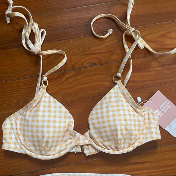 Dippin Daisys yellow gingham bikini Elise top XS and Seashore bottoms S NWT - Picture 3 of 9